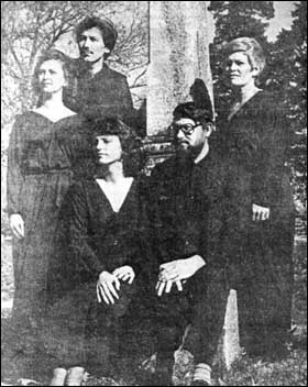 The cast of Spoon River Anthology 